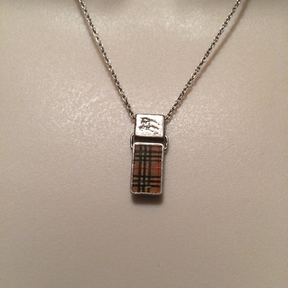 BURBERRY 0.925 sterling silver necklace 16"